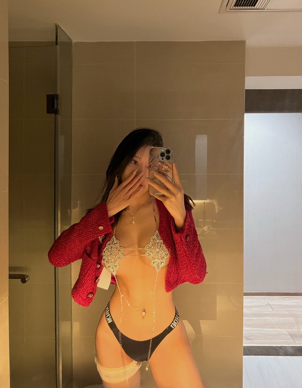 少妇就是这么性感迷人  第1张