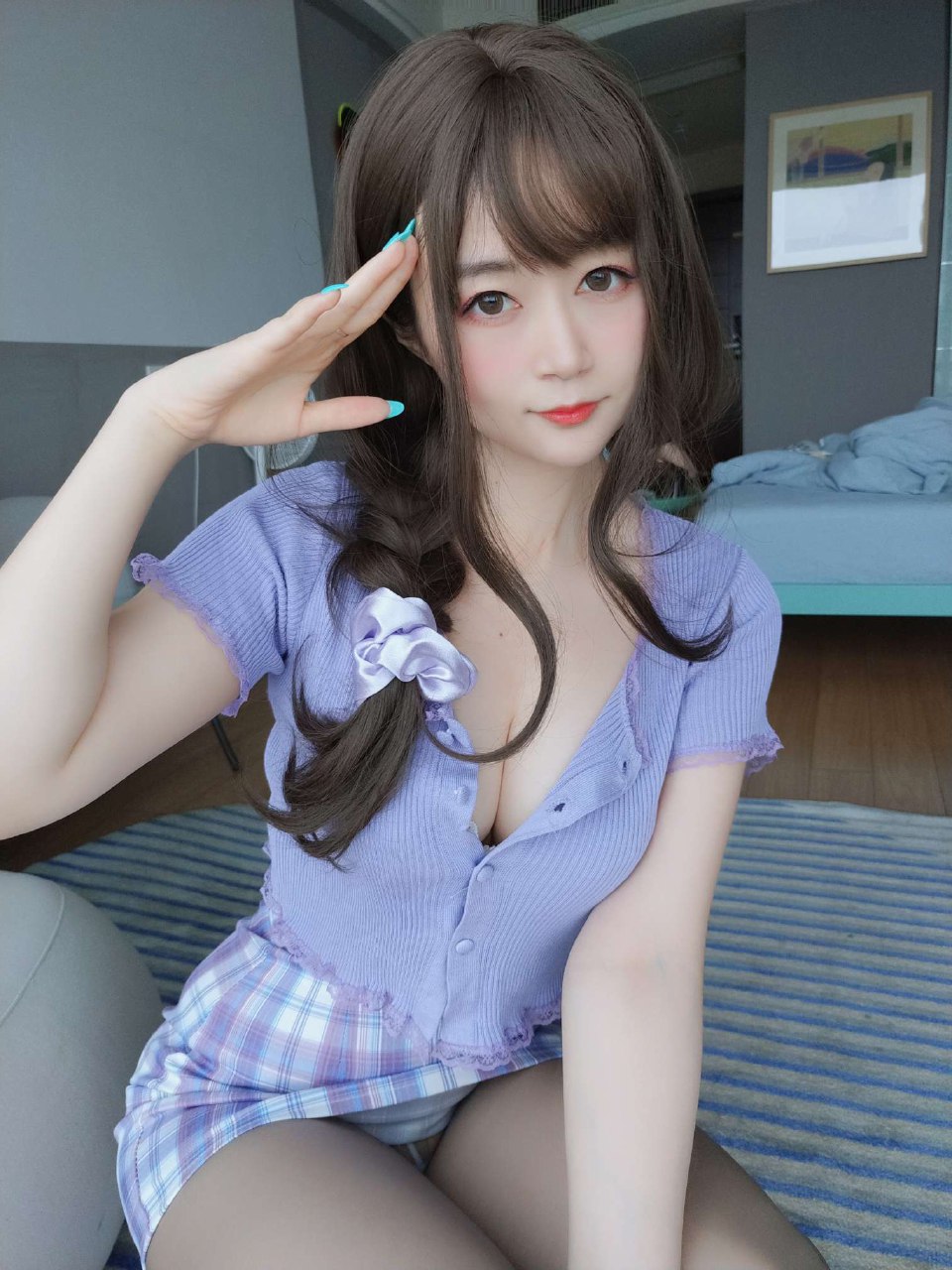 #微密圈 公司前台小姐姐周六在家无聊寂寞自拍 – 下面是香芋味（5）