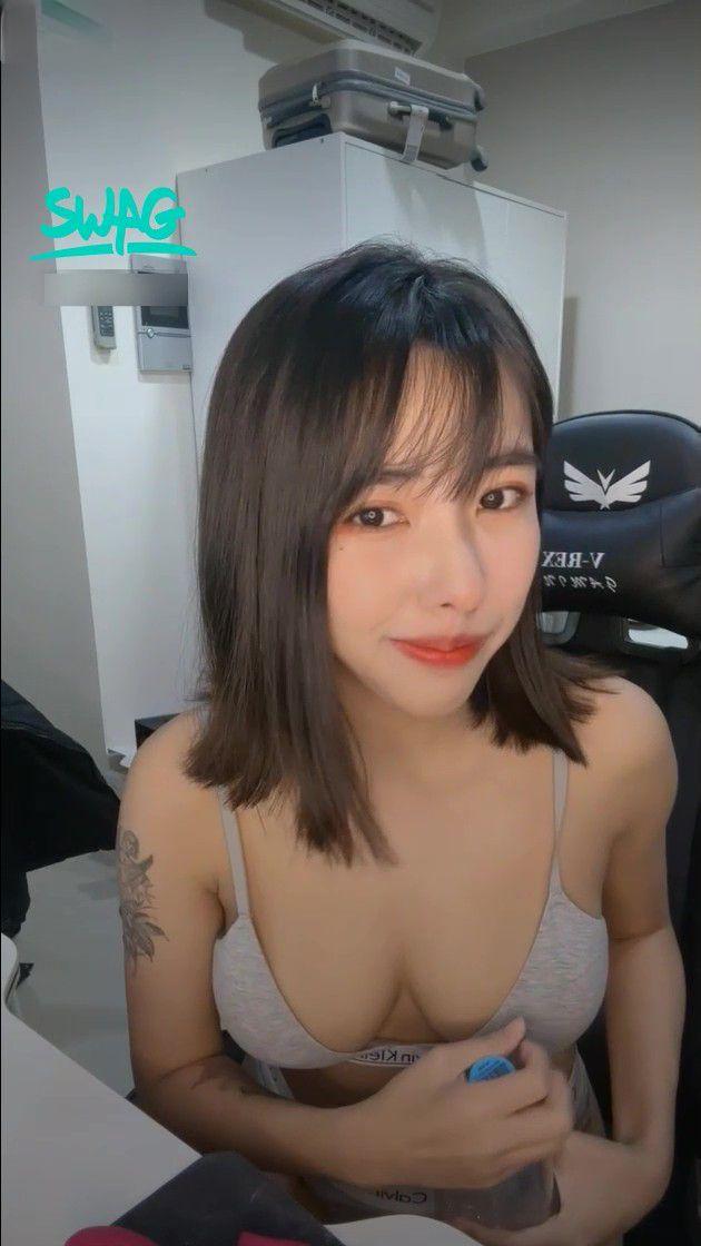 【老湿机吃瓜】超高颜值豪乳台妹天然